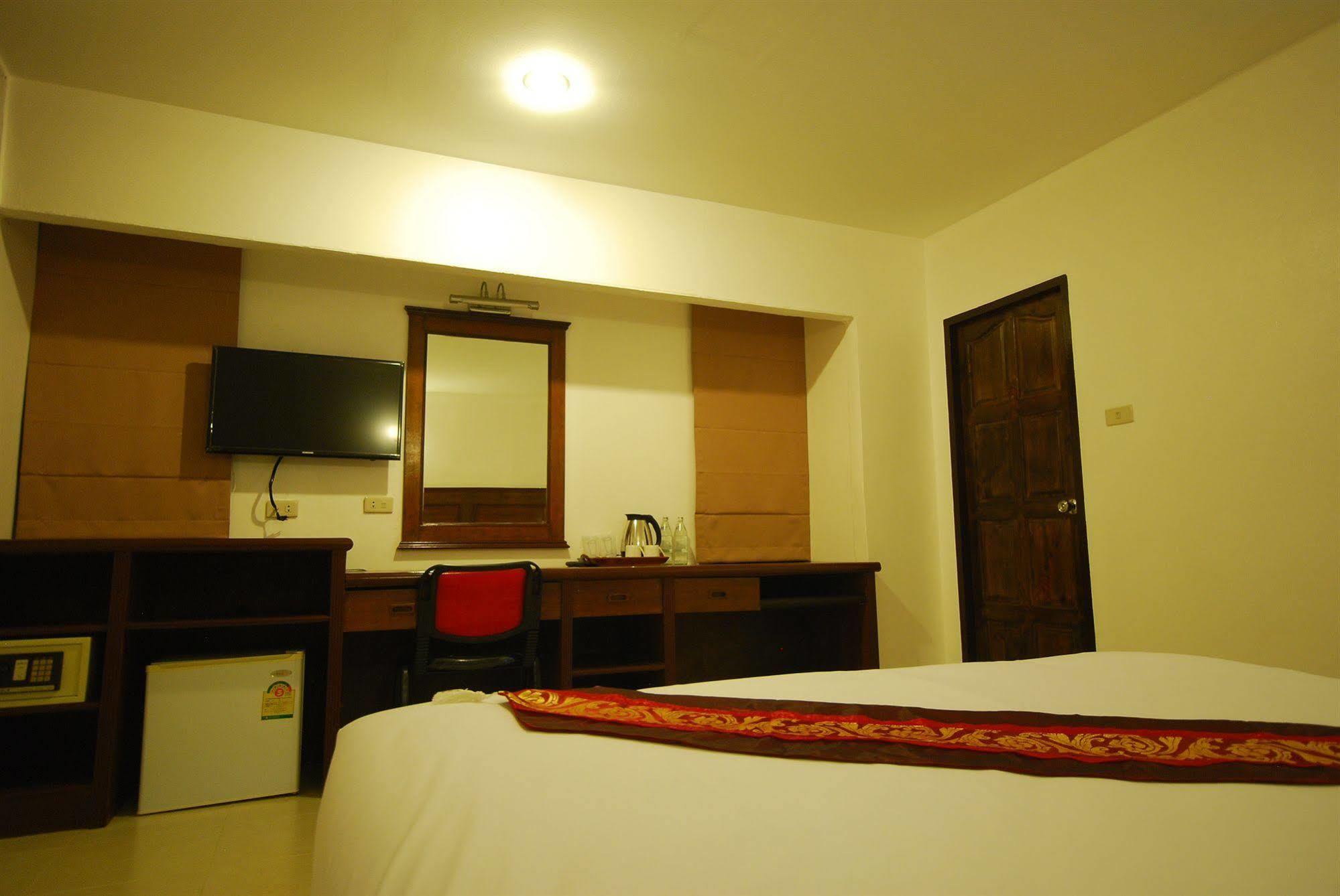 Patong Budget Rooms Exterior foto
