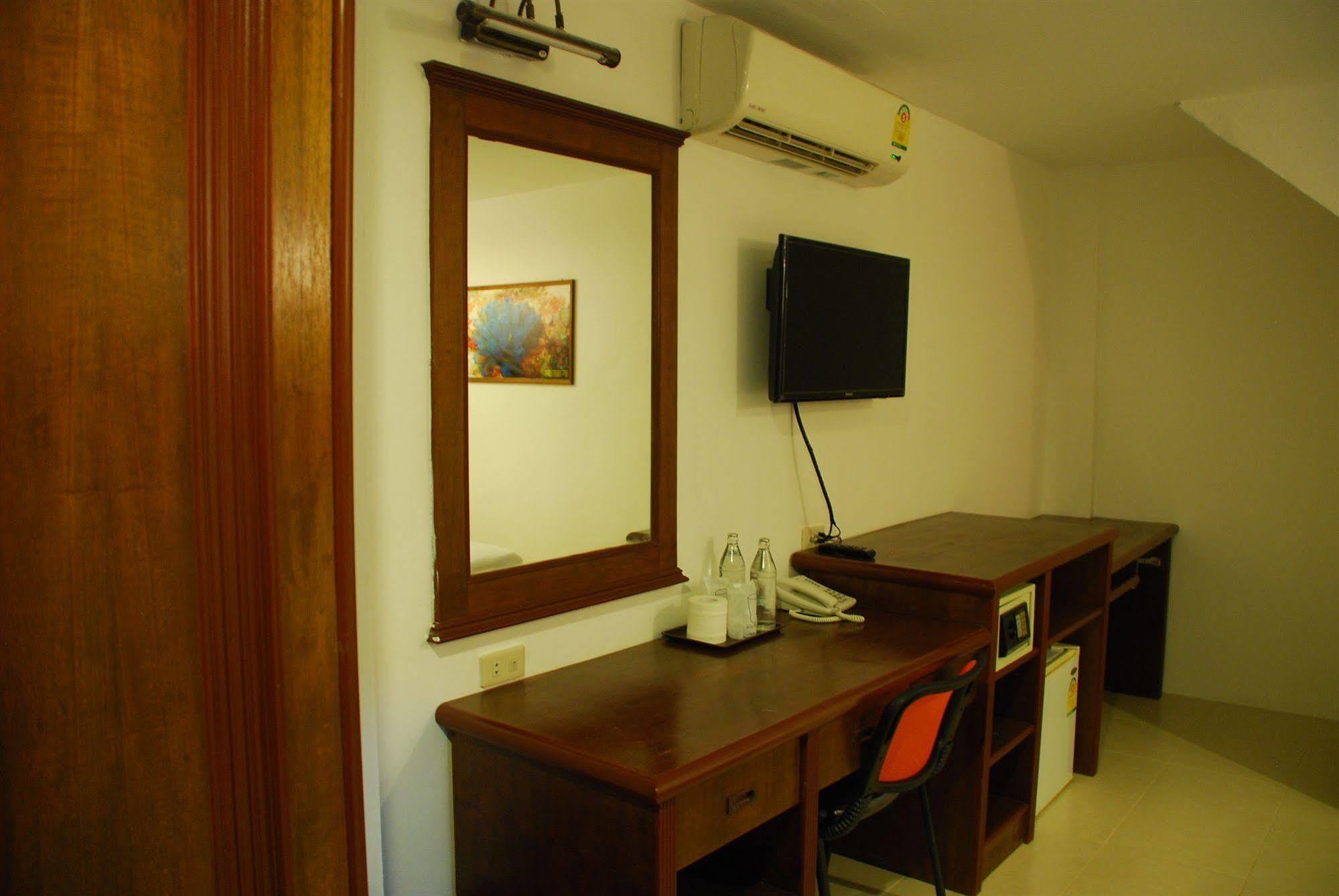 Patong Budget Rooms Exterior foto